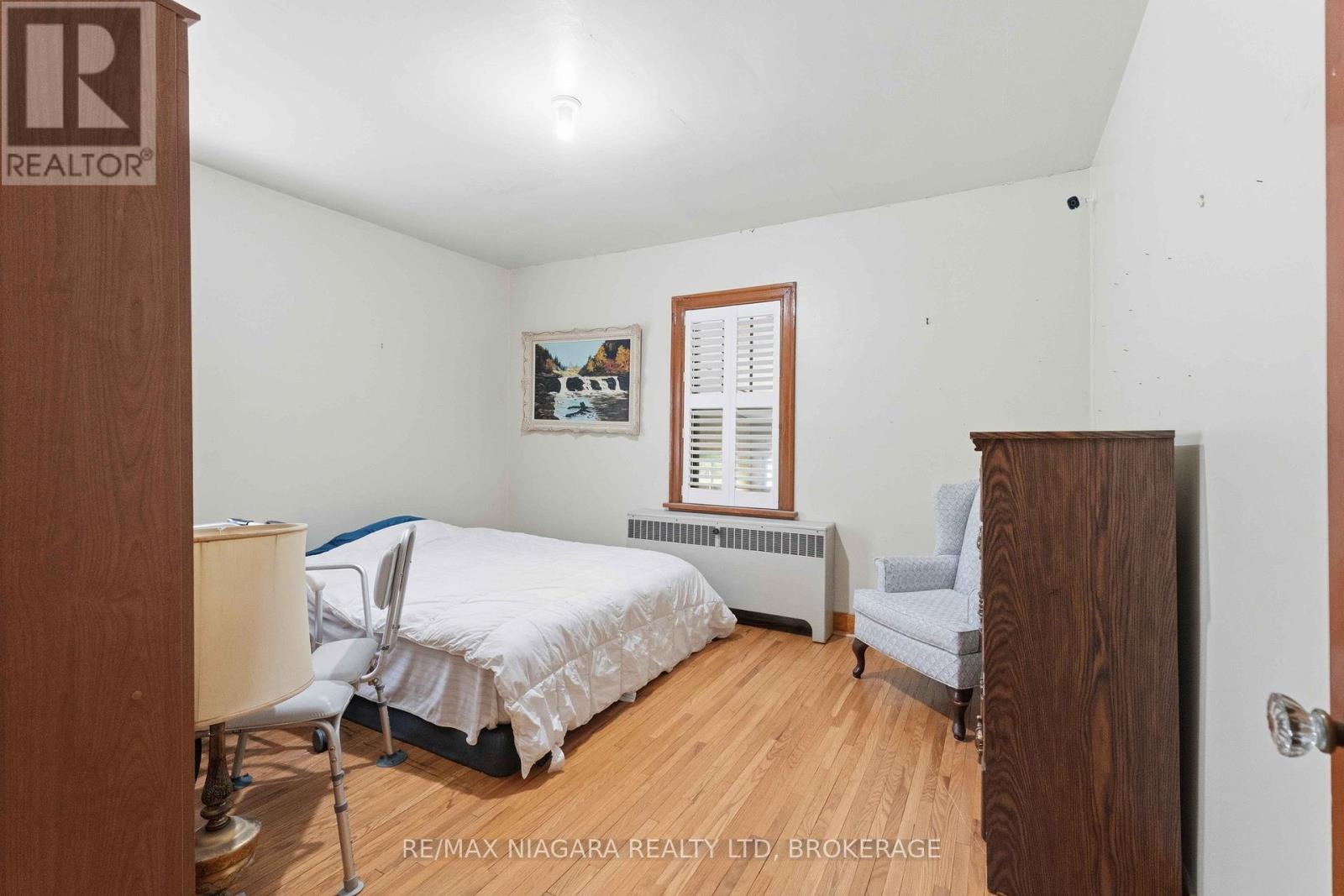 5737 Lowell Avenue, Niagara Falls, Ontario  L2G 4E4 - Photo 21 - X13070346