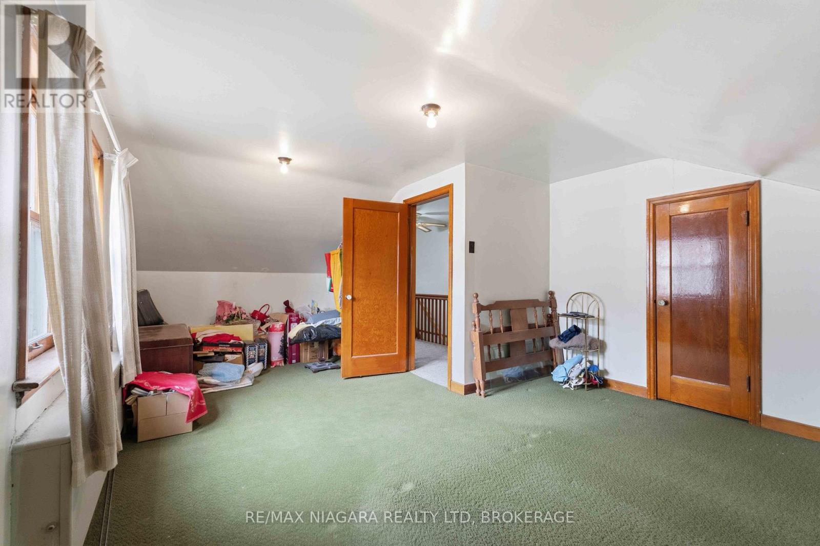 5737 Lowell Avenue, Niagara Falls, Ontario  L2G 4E4 - Photo 24 - X13070346