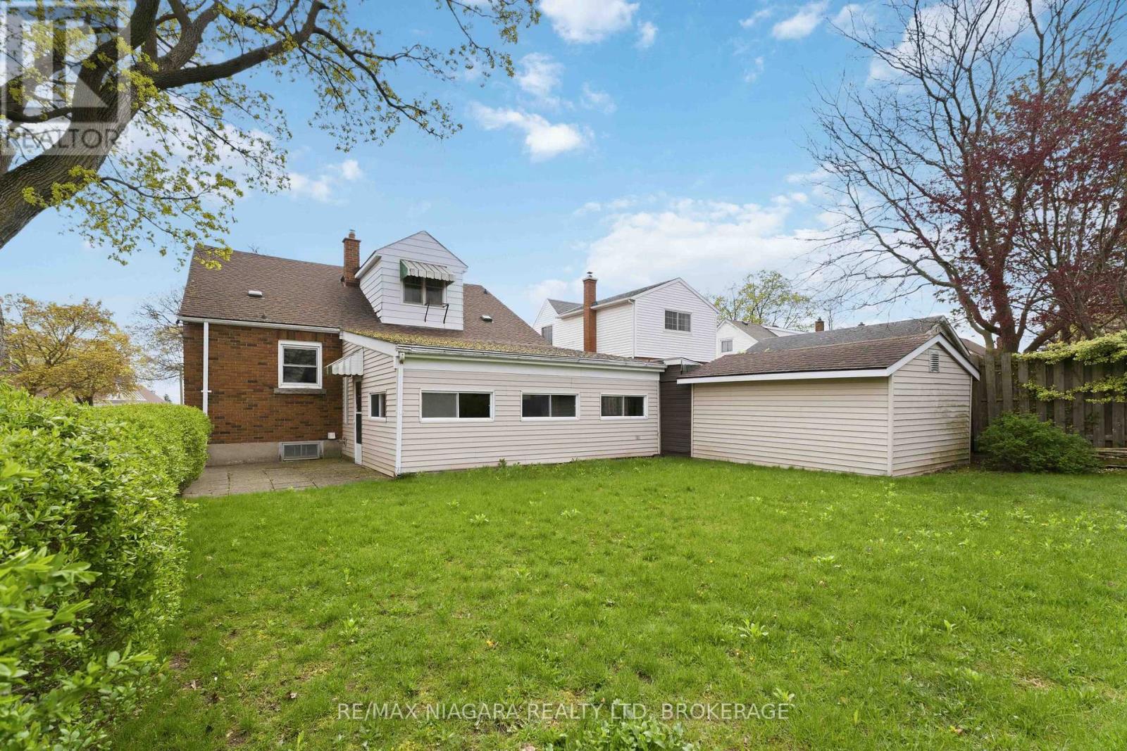 5737 Lowell Avenue, Niagara Falls, Ontario  L2G 4E4 - Photo 33 - X13070346