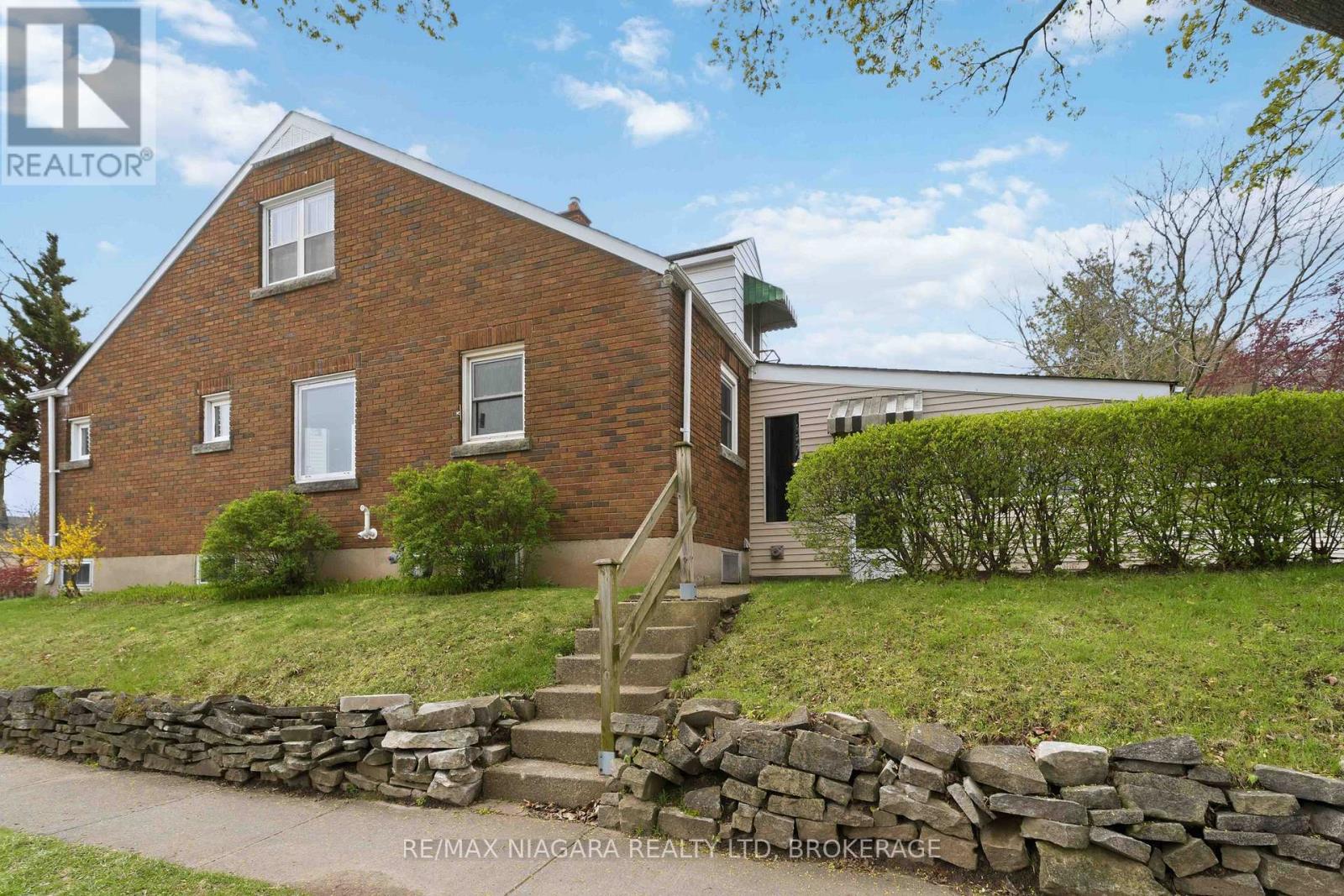 5737 Lowell Avenue, Niagara Falls, Ontario  L2G 4E4 - Photo 35 - X13070346