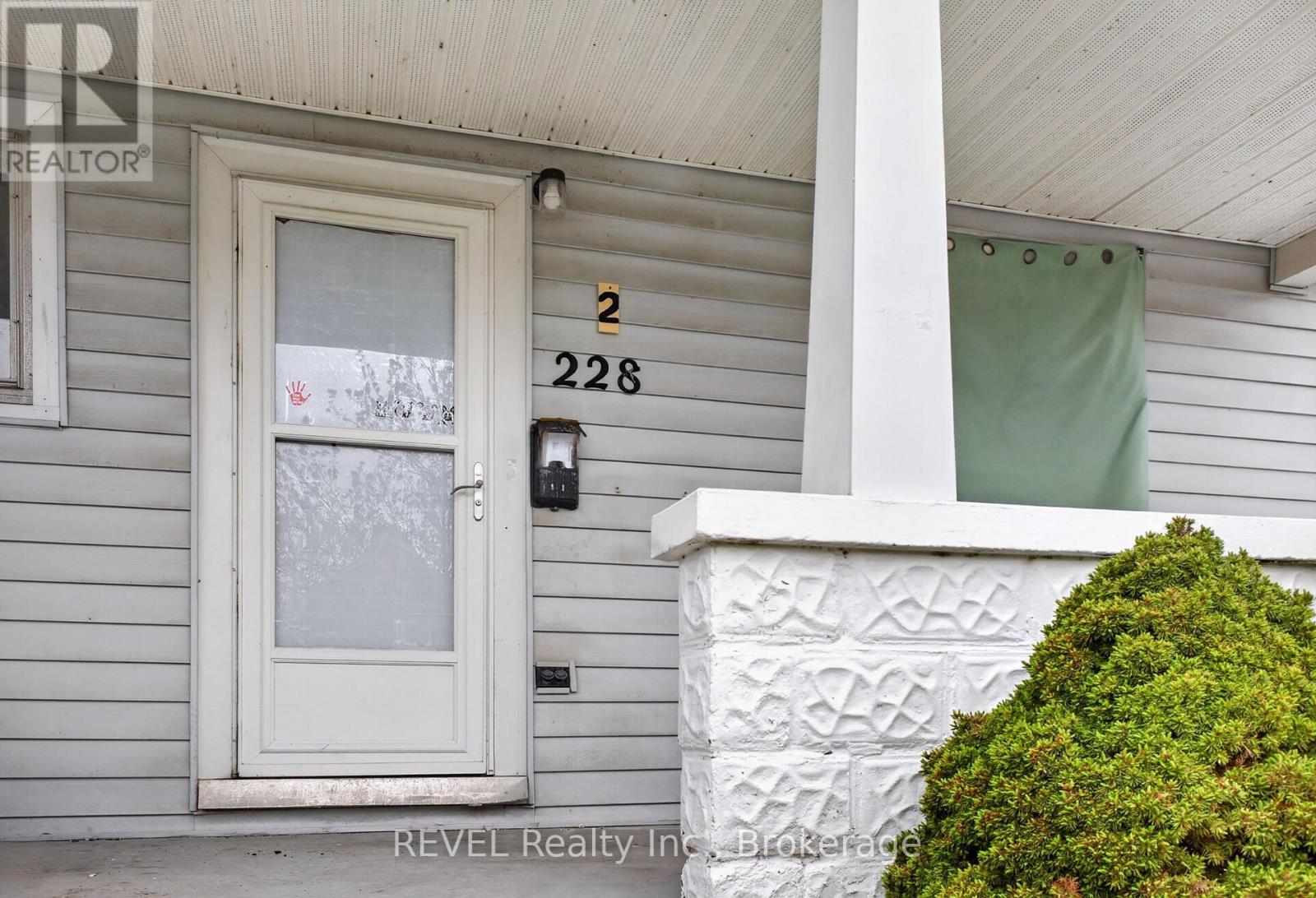 2-Upper - 228 Dufferin Street, Fort Erie, Ontario  L2A 2T6 - Photo 2 - X13070370
