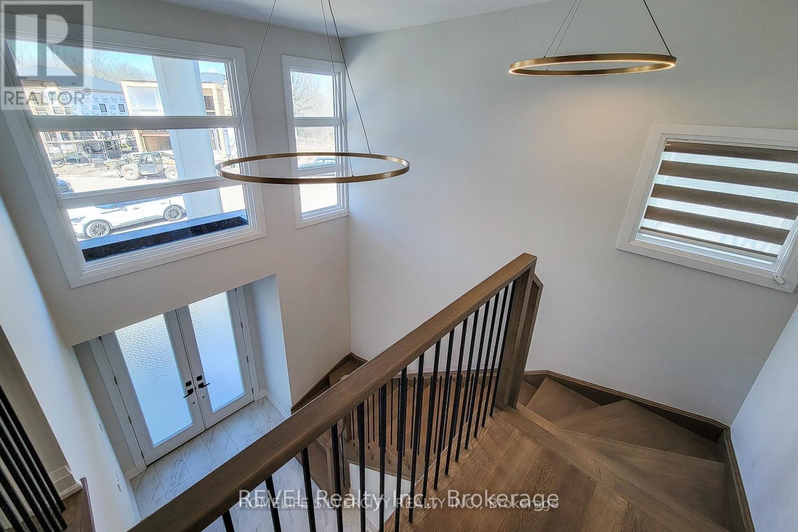 6454 Sunshine Common, Niagara Falls, Ontario  L2G 0E4 - Photo 3 - X13070666