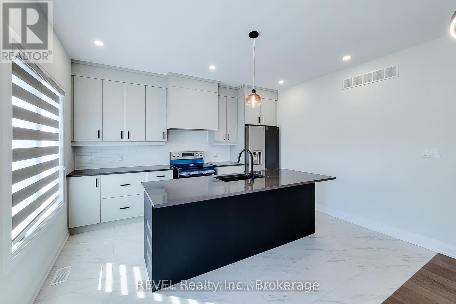 6454 Sunshine Common, Niagara Falls, Ontario  L2G 0E4 - Photo 7 - X13070666