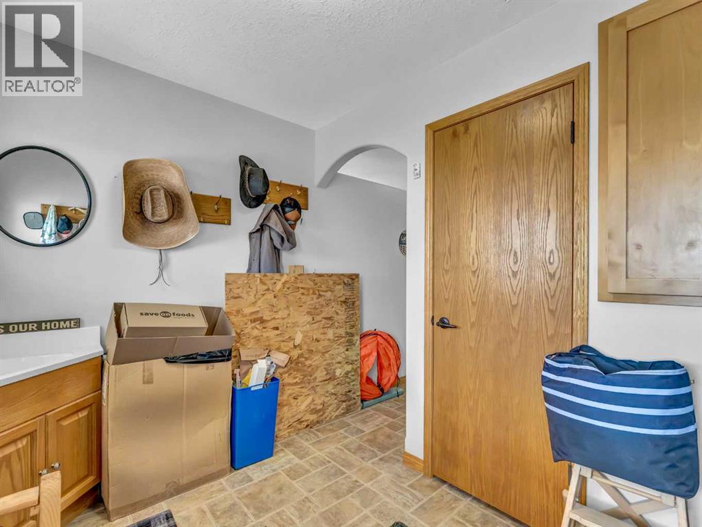 16021 Range Road 23, Schuler, Alberta  T1A 7G7 - Photo 34 - A2306106