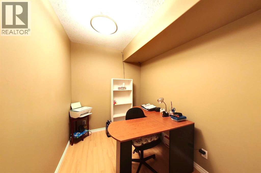 725 10 Street SE, Slave Lake, Alberta  T0G 2A3 - Photo 24 - A2293347