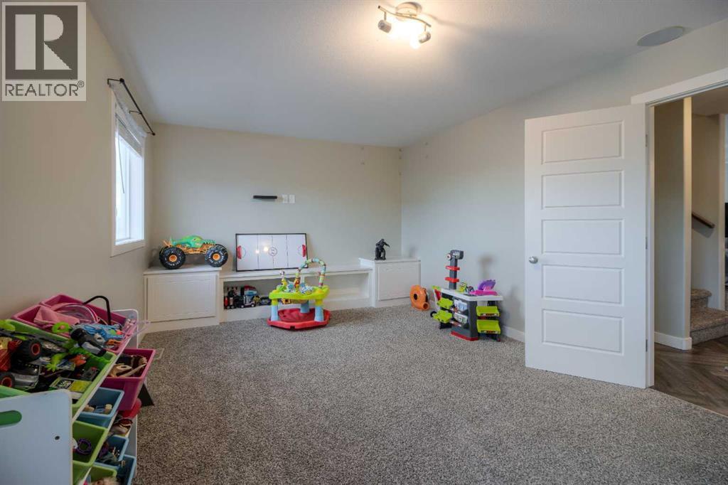 541 Aquitania Boulevard W, Lethbridge, Alberta  T1J 5G7 - Photo 17 - A2272884