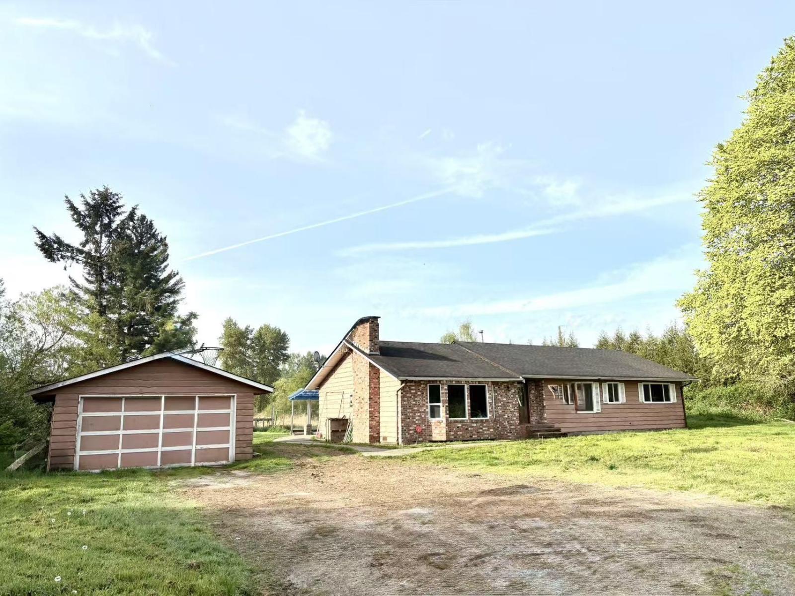 18106 32 Avenue, Surrey, British Columbia  V3Z 1C6 - Photo 6 - R3117502