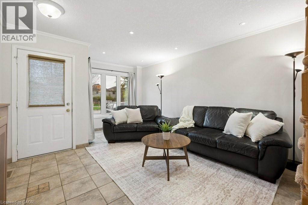 189 Shadow Wood Court, Waterloo, Ontario  N2K 3W4 - Photo 8 - 40824153