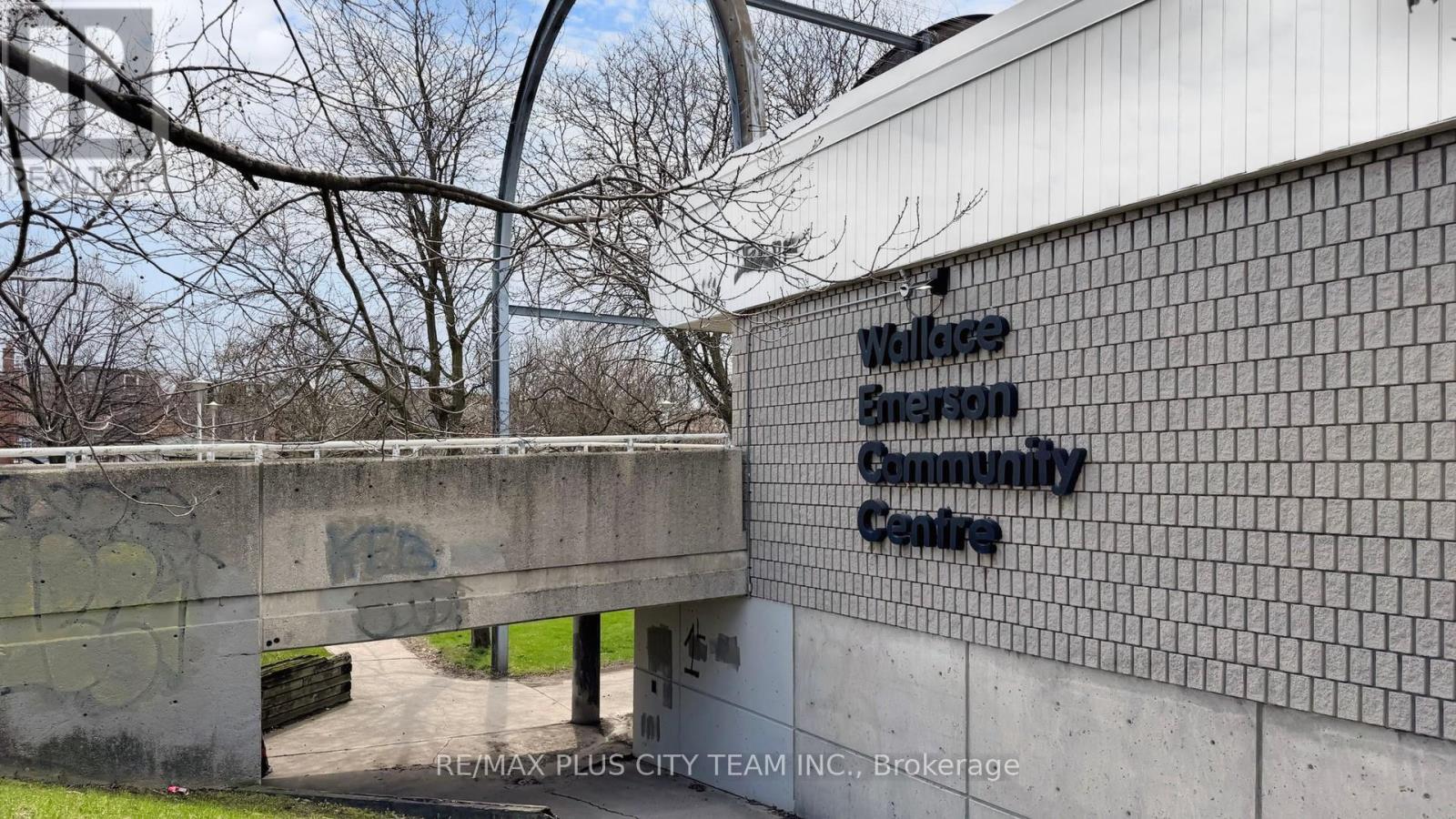2211 - 1185 Dupont Street, Toronto, Ontario  M6H 0G5 - Photo 14 - W13063282