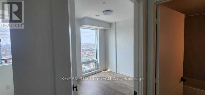 2211 - 1185 Dupont Street, Toronto, Ontario  M6H 0G5 - Photo 7 - W13063282