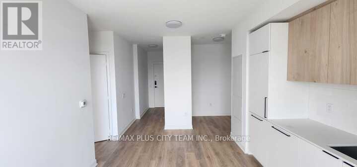 2211 - 1185 Dupont Street, Toronto, Ontario  M6H 0G5 - Photo 4 - W13063282