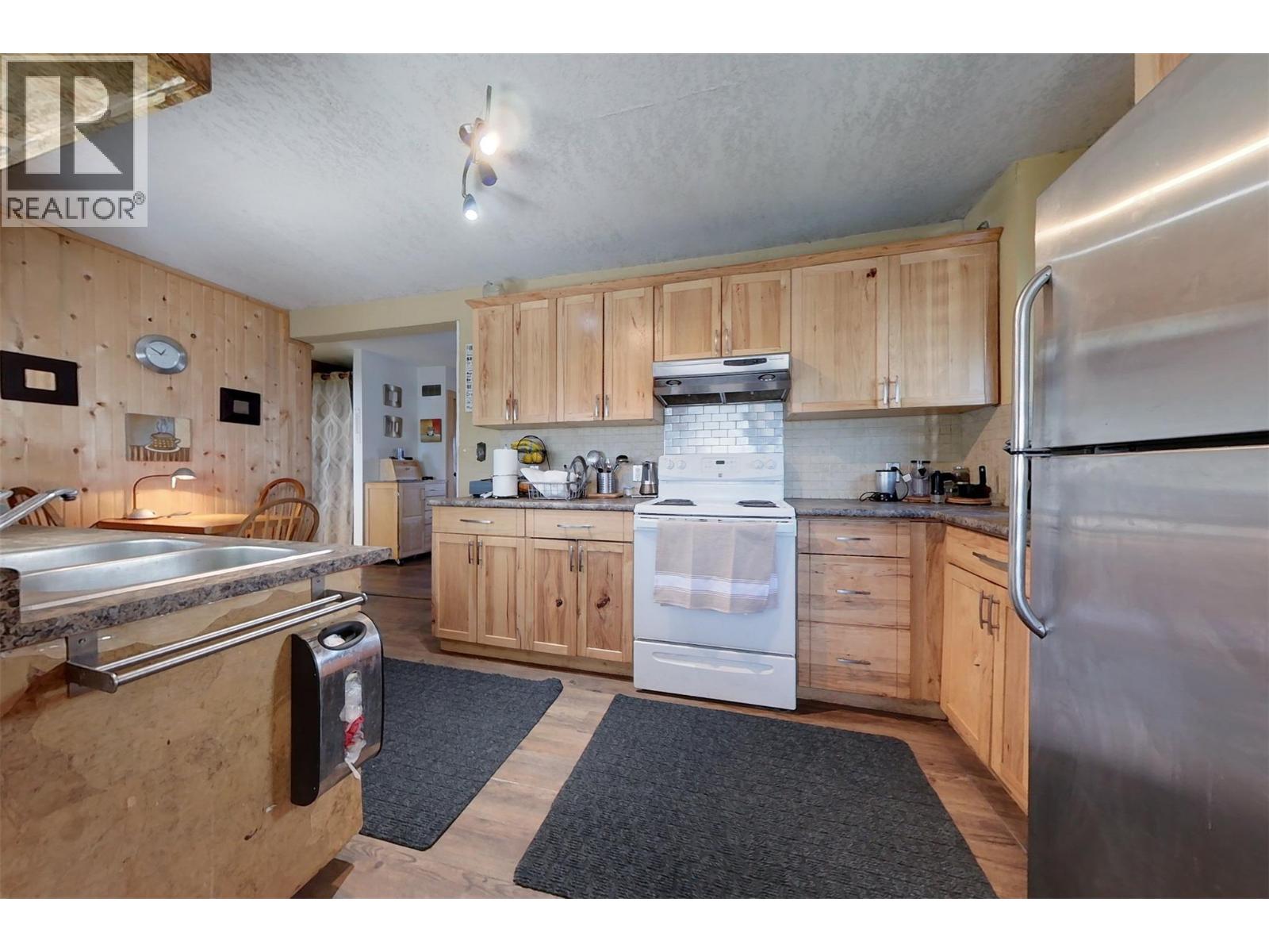 378 Archibald Street, Kimberley, British Columbia  V1A 1M9 - Photo 9 - 10385640