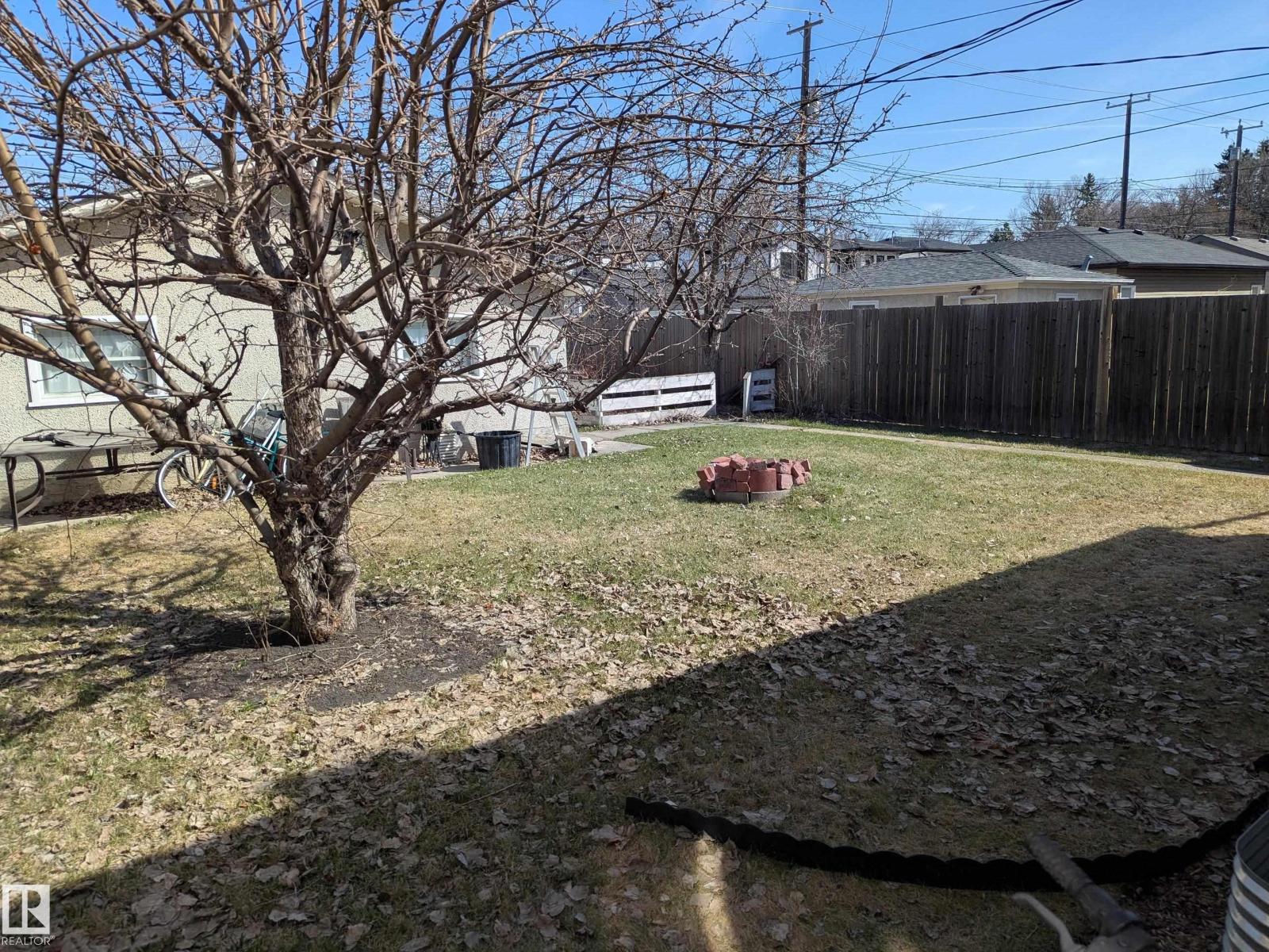 10838 64 Av Nw, Edmonton, Alberta  T6H 1T2 - Photo 3 - E4485237