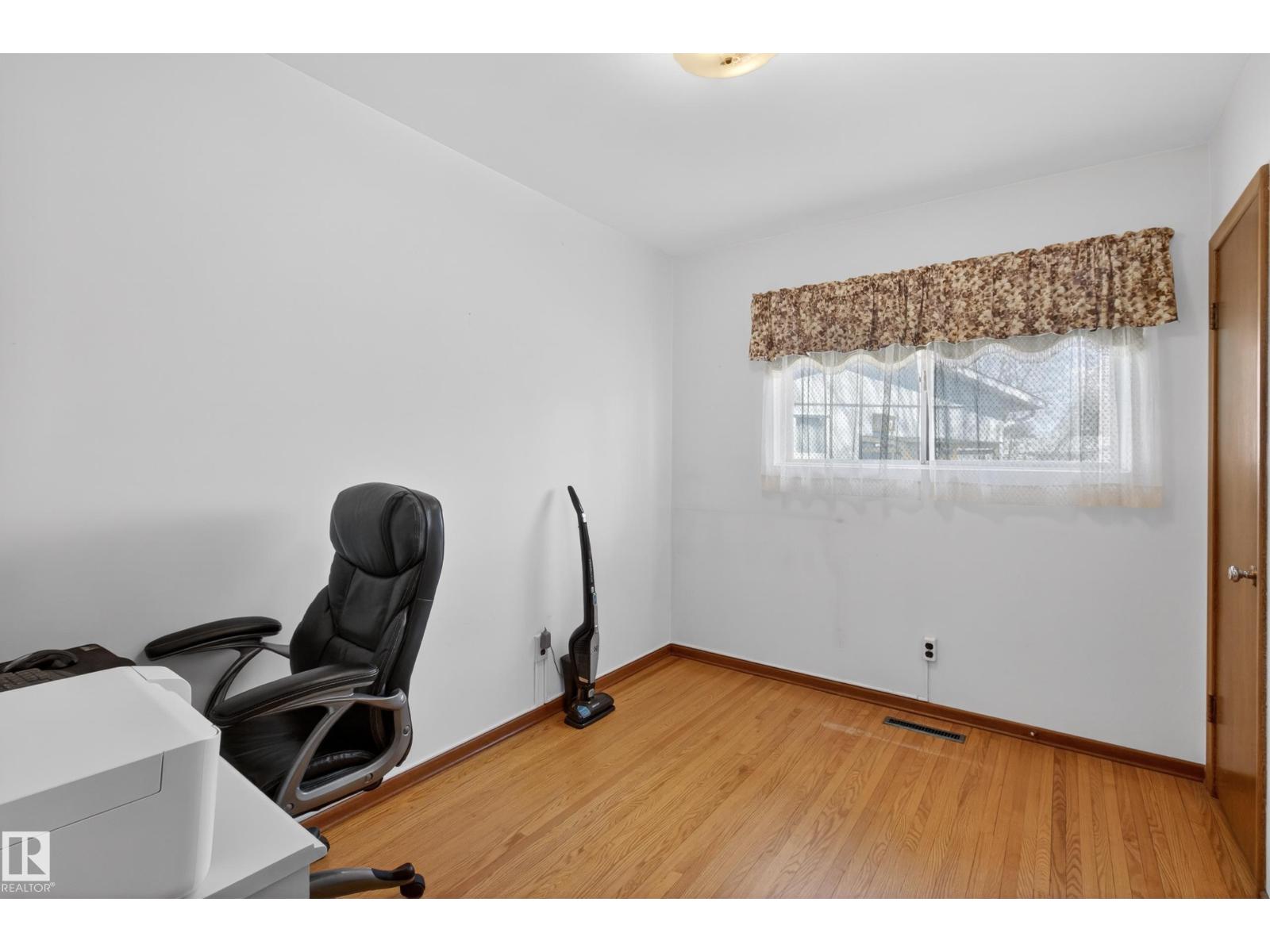 4607 104 Av Nw, Edmonton, Alberta  T6A 0X3 - Photo 19 - E4485238