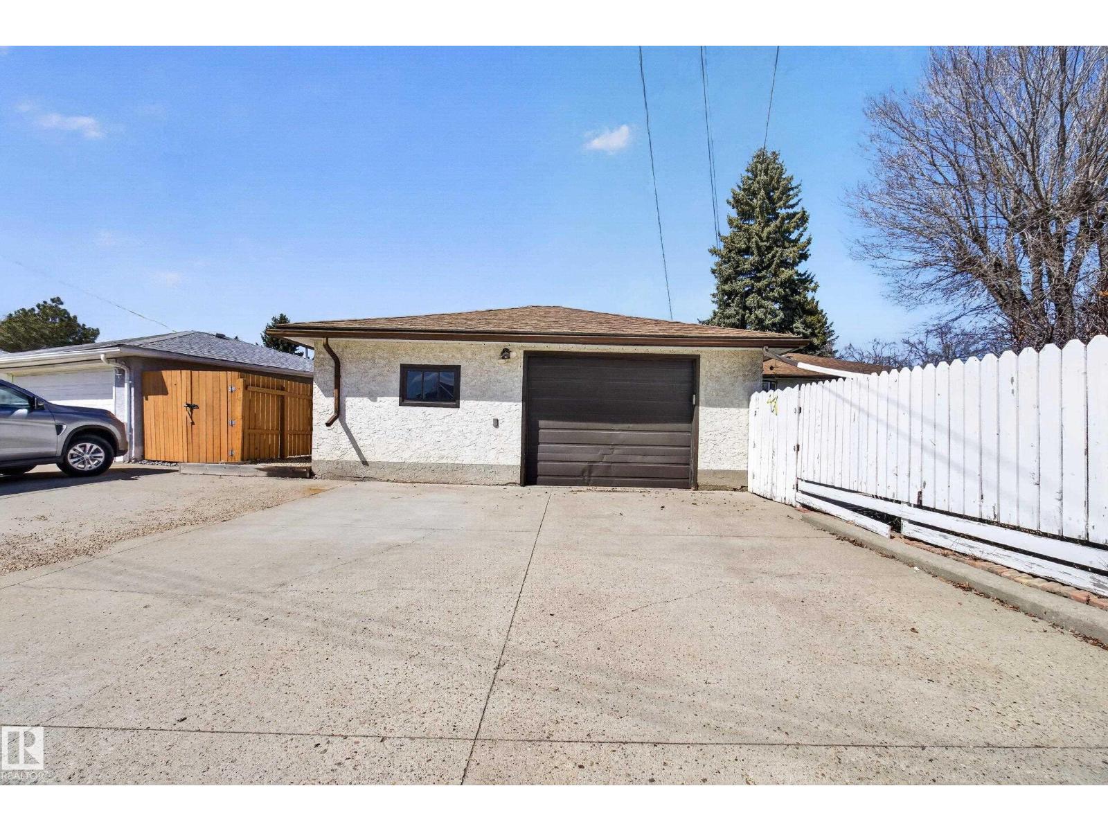 4607 104 Av Nw, Edmonton, Alberta  T6A 0X3 - Photo 51 - E4485238