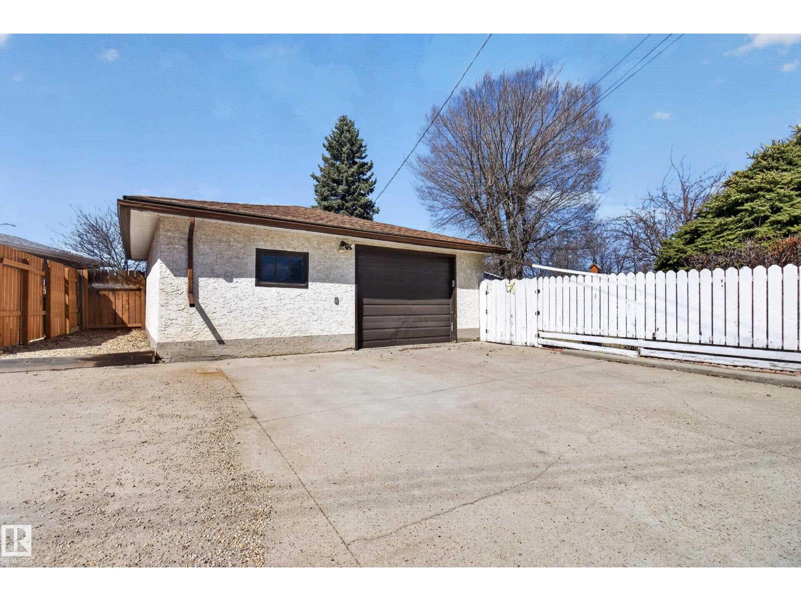 4607 104 Av Nw, Edmonton, Alberta  T6A 0X3 - Photo 52 - E4485238
