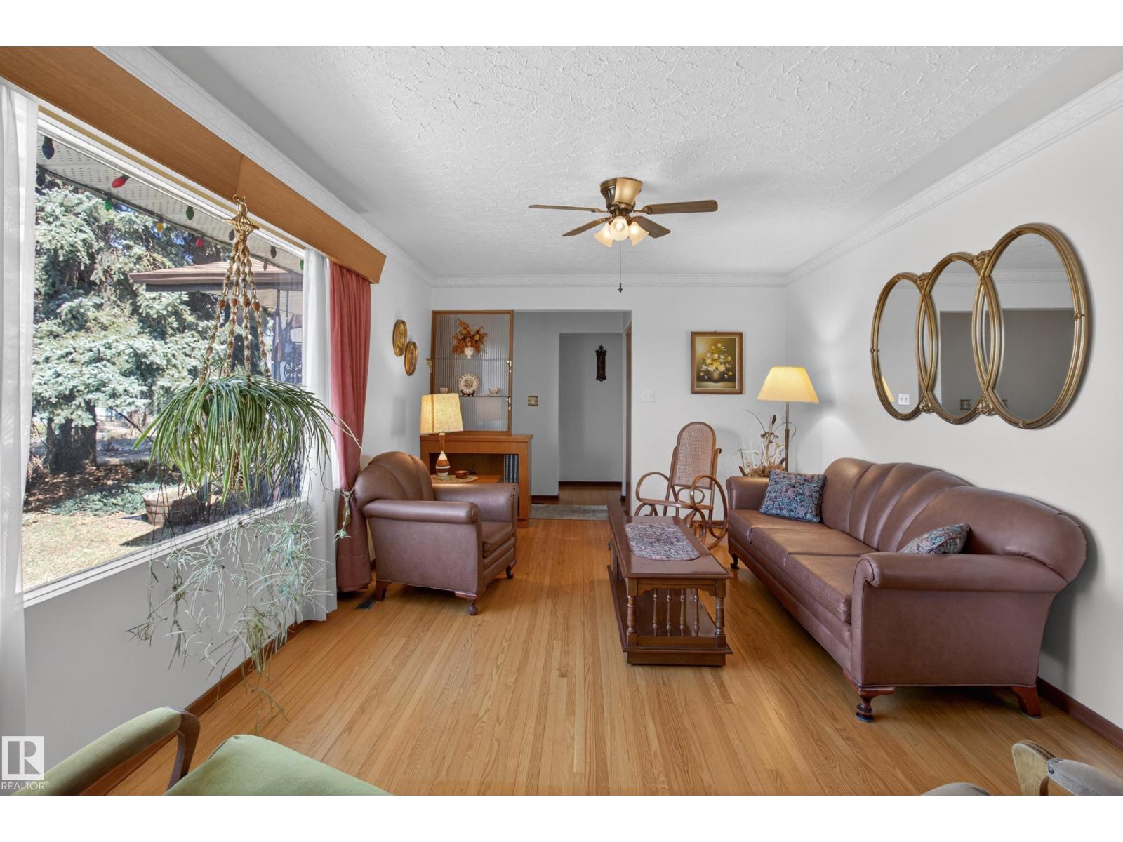4607 104 Av Nw, Edmonton, Alberta  T6A 0X3 - Photo 6 - E4485238