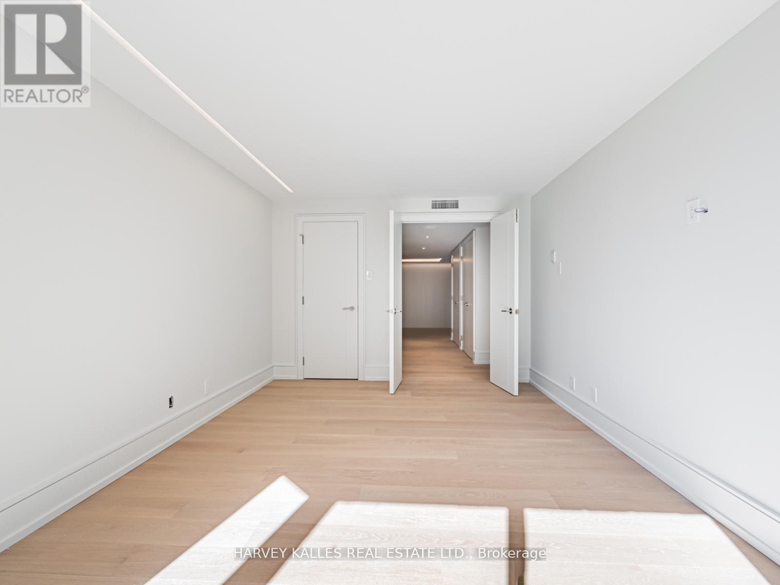 1703 - 1166 Bay Street, Toronto, Ontario  M5S 2X8 - Photo 18 - C13070322