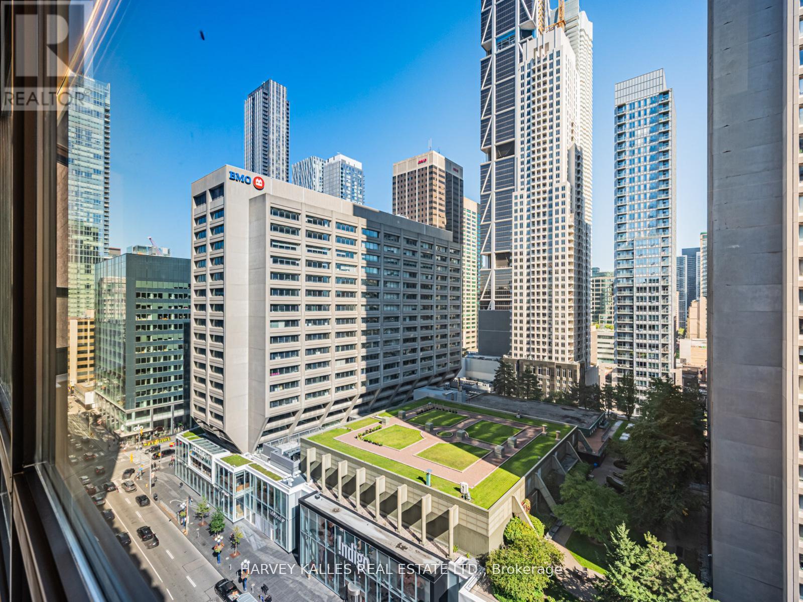1703 - 1166 Bay Street, Toronto, Ontario  M5S 2X8 - Photo 25 - C13070322