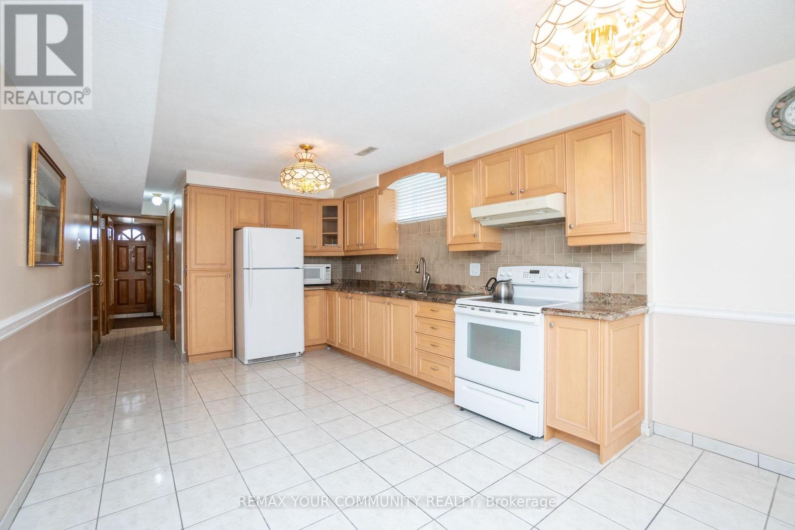 Lower Level - 73 Hickorynut Drive, Toronto, Ontario  M2J 4W6 - Photo 2 - C13070344