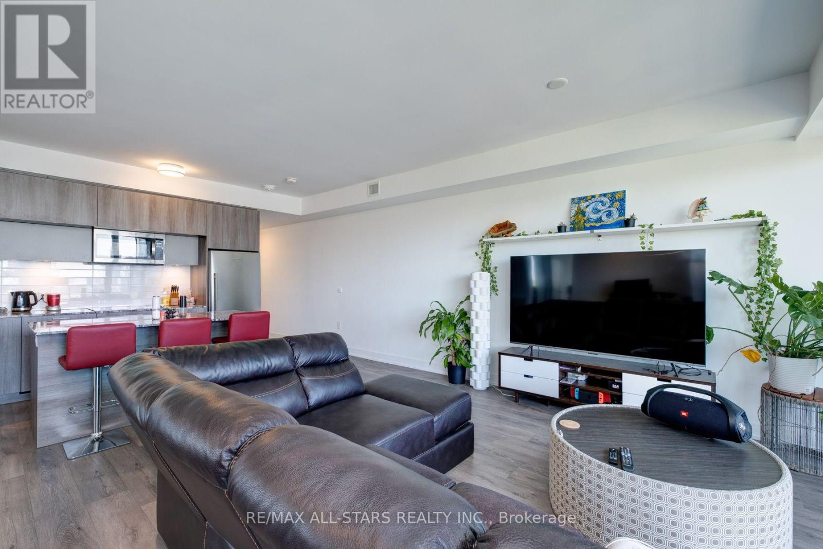 2302 - 575 Bloor Street E, Toronto, Ontario  M4X 1J8 - Photo 10 - C13070678