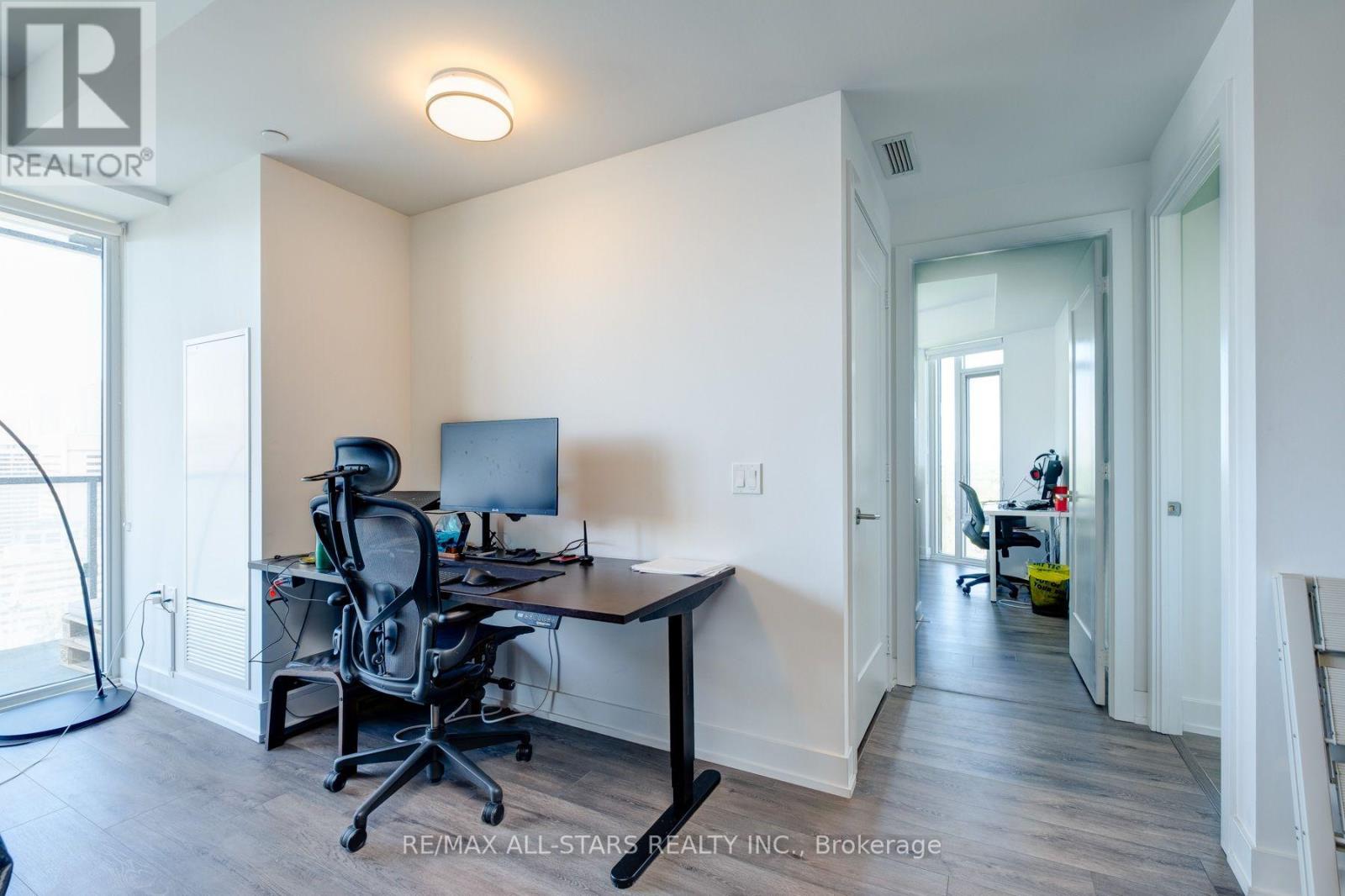 2302 - 575 Bloor Street E, Toronto, Ontario  M4X 1J8 - Photo 17 - C13070678