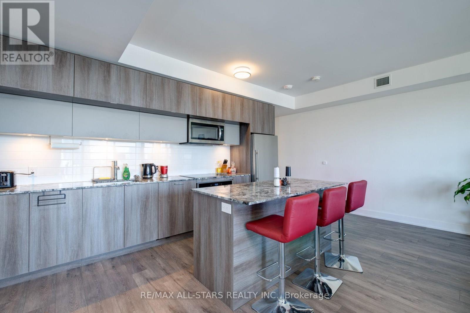 2302 - 575 Bloor Street E, Toronto, Ontario  M4X 1J8 - Photo 6 - C13070678