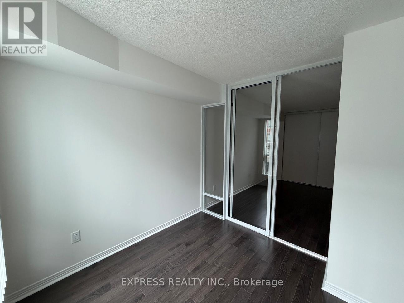 320 - 942 Yonge Street, Toronto, Ontario  M4W 3S8 - Photo 8 - C13070680