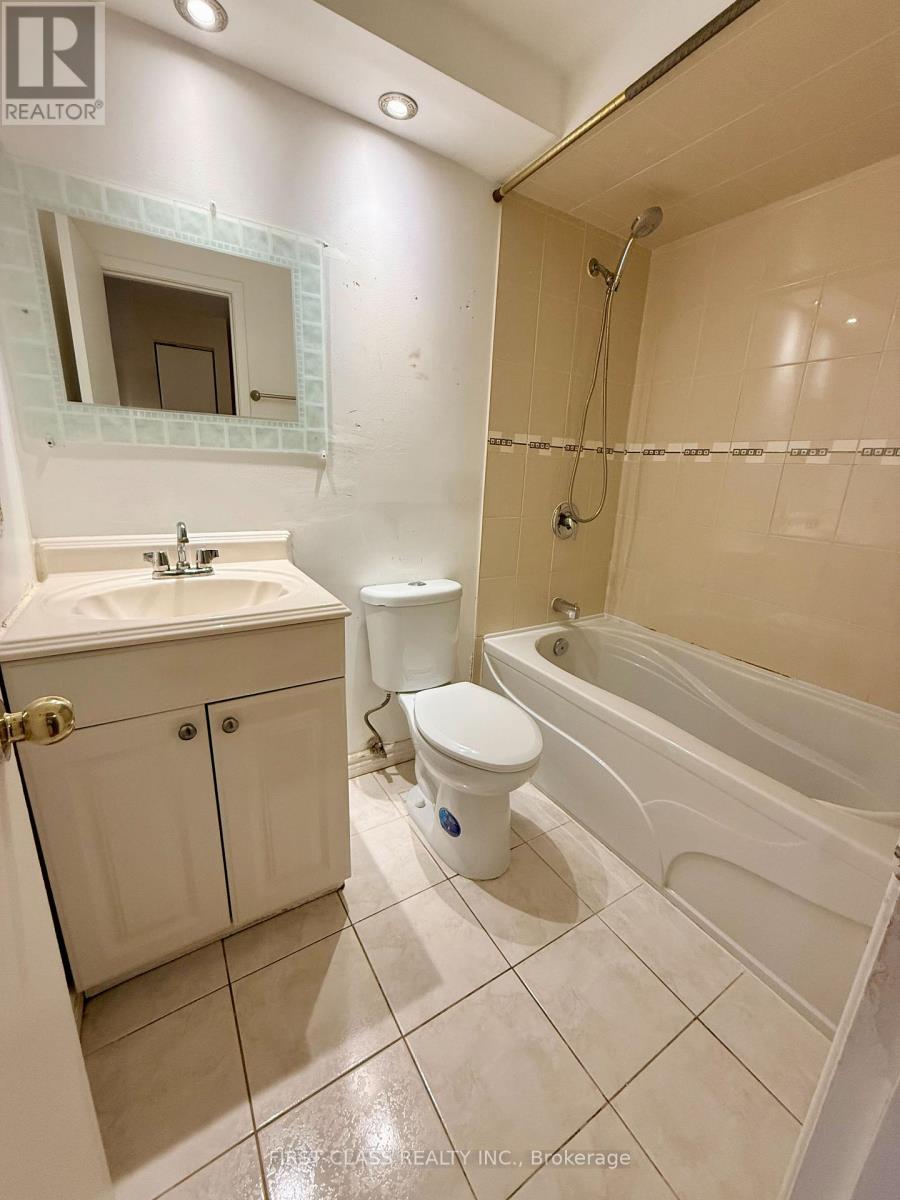 59 - 120 Beverly Glen Boulevard, Toronto, Ontario  M1W 1W6 - Photo 14 - E13070438