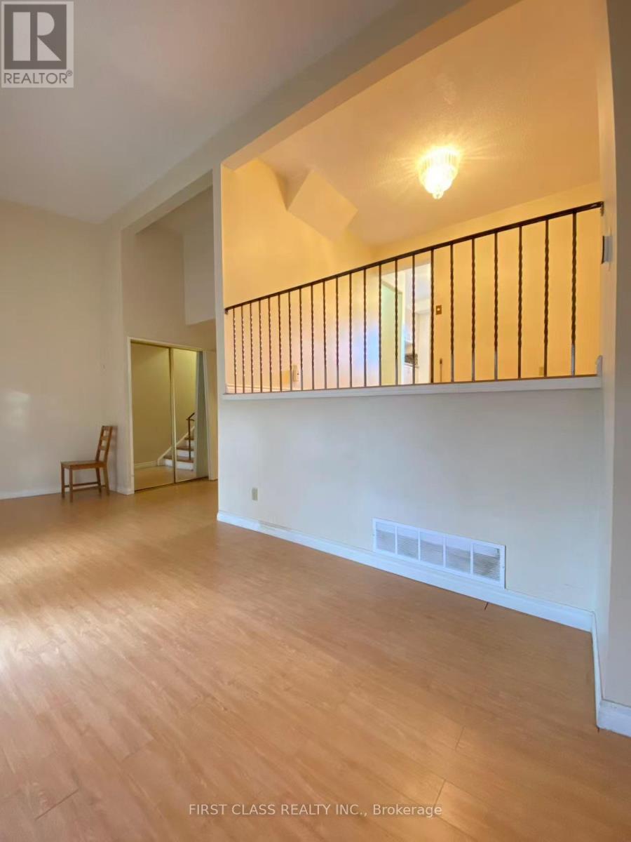 59 - 120 Beverly Glen Boulevard, Toronto, Ontario  M1W 1W6 - Photo 2 - E13070438