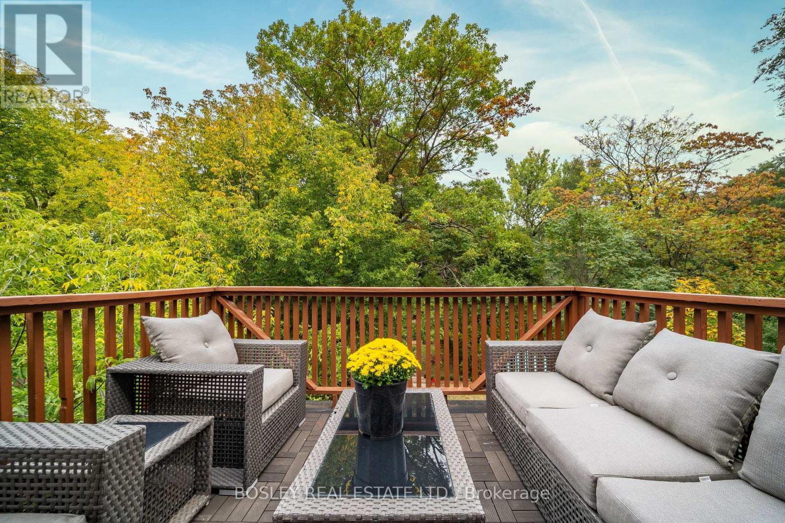 386 Lumsden Avenue, Toronto, Ontario  M4C 2L6 - Photo 6 - E13070544