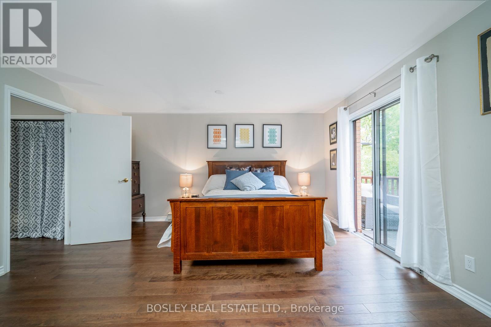 386 Lumsden Avenue, Toronto, Ontario  M4C 2L6 - Photo 9 - E13070544