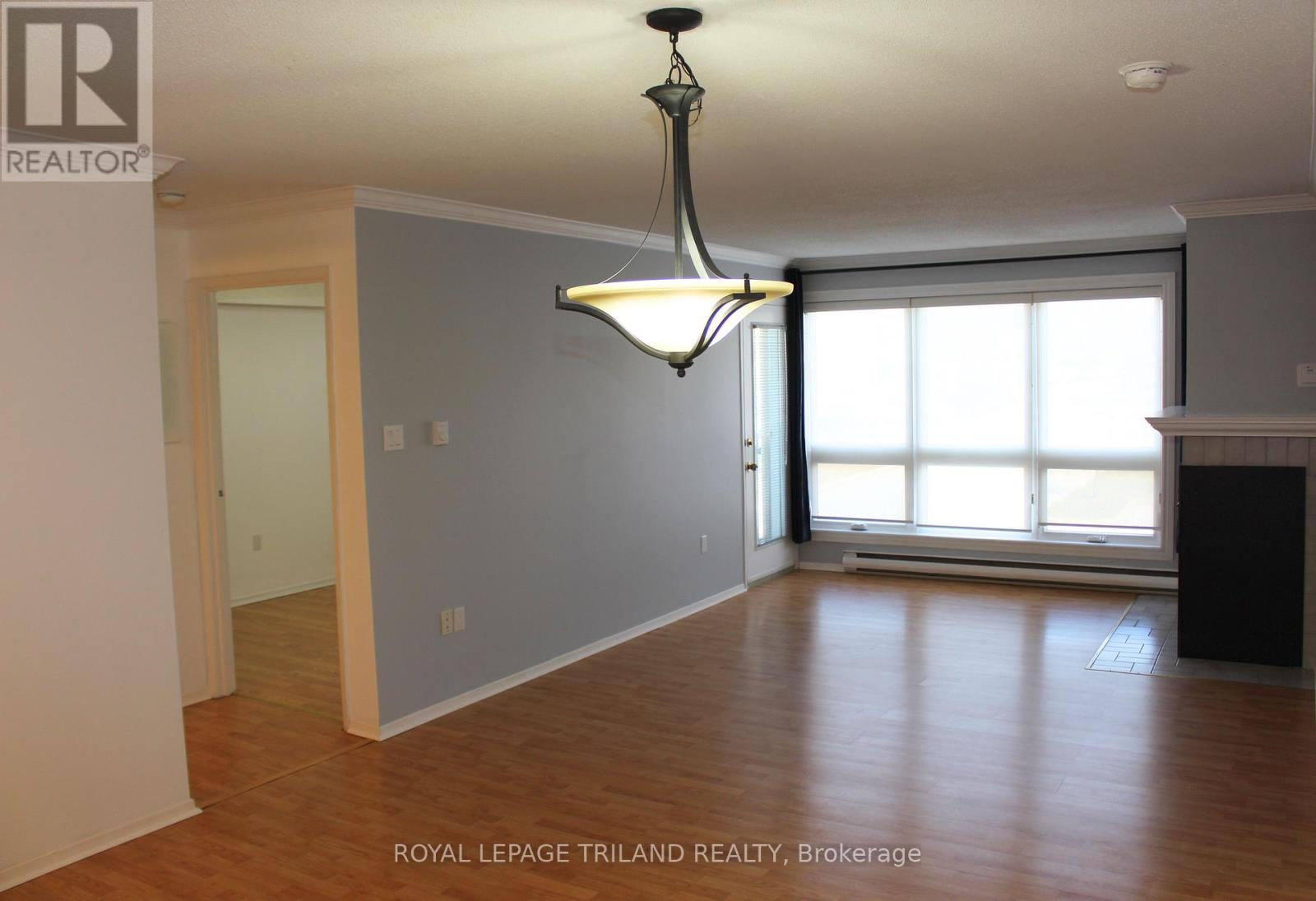 218 - 9 Jacksway Crescent, London North, Ontario  N5X 3T7 - Photo 3 - X12985092