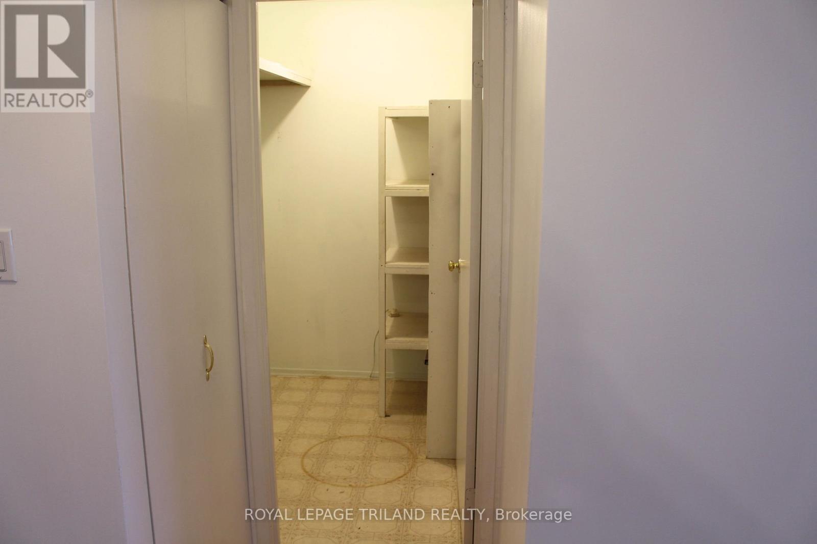 218 - 9 Jacksway Crescent, London North, Ontario  N5X 3T7 - Photo 4 - X12985092