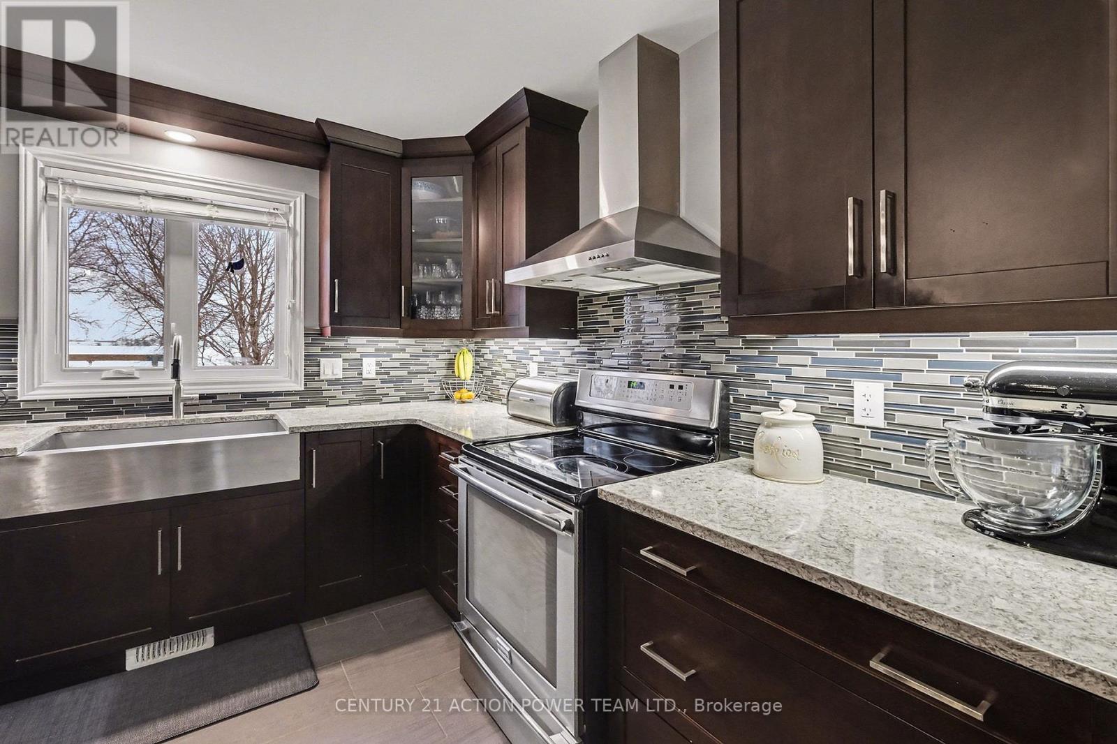 7 Richer Street W, North Stormont, Ontario  K0A 1R0 - Photo 8 - X12768644