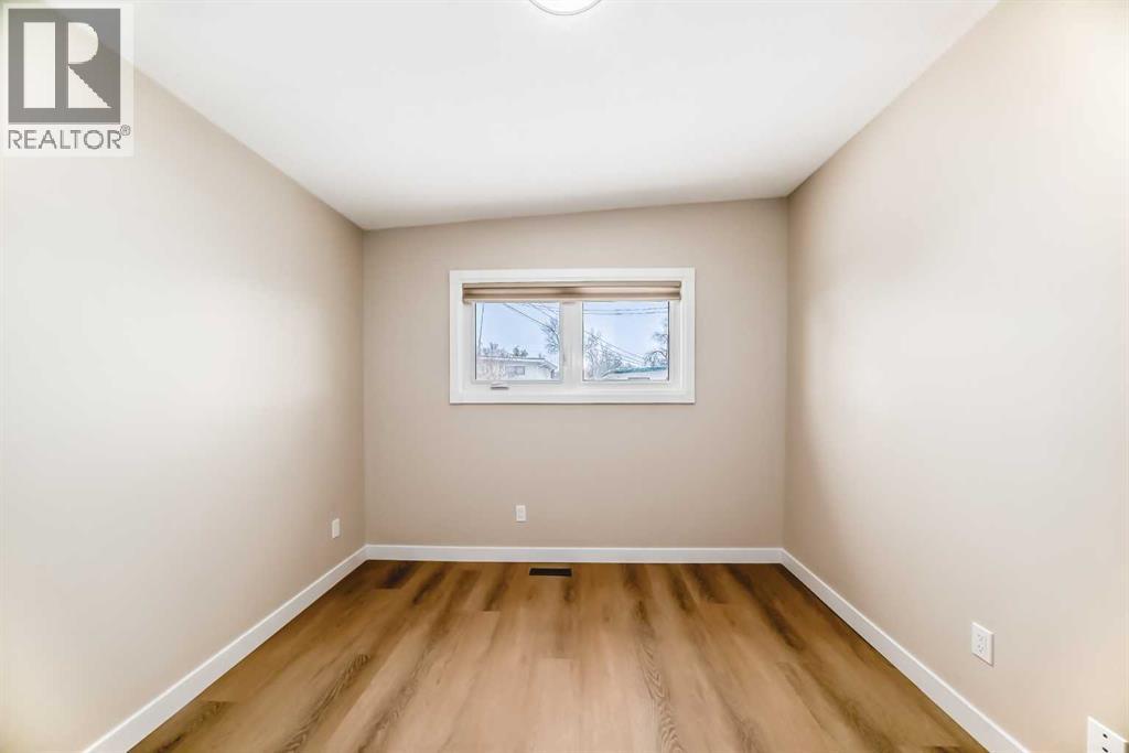 7406-7408 Hunterfield Road NW, Calgary, Alberta  T2K 4L1 - Photo 17 - A2276447