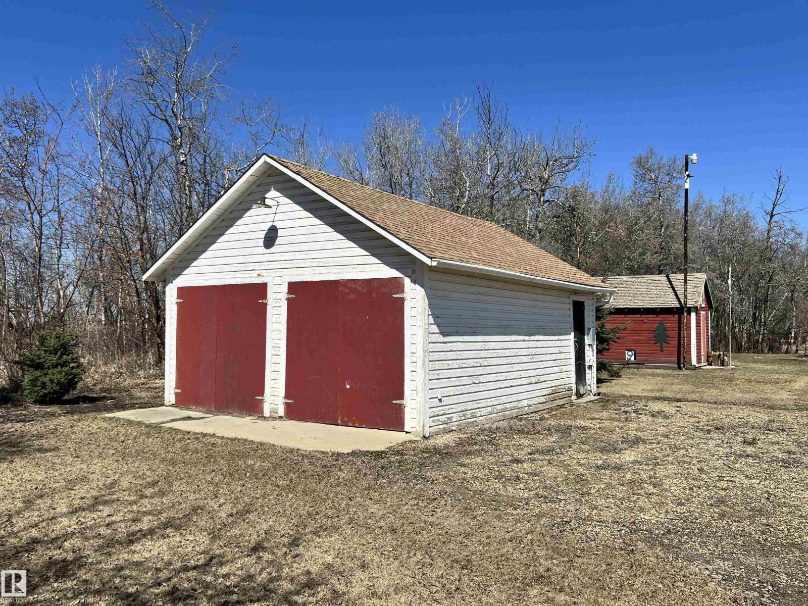 25210 Twp Road 562, Rural Sturgeon County, Alberta  T8R 2P4 - Photo 2 - E4485241