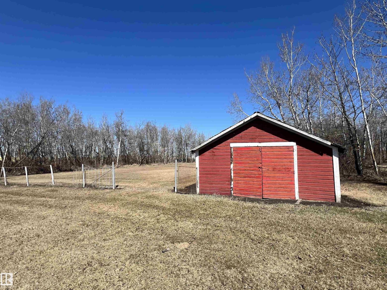 25210 Twp Road 562, Rural Sturgeon County, Alberta  T8R 2P4 - Photo 9 - E4485241