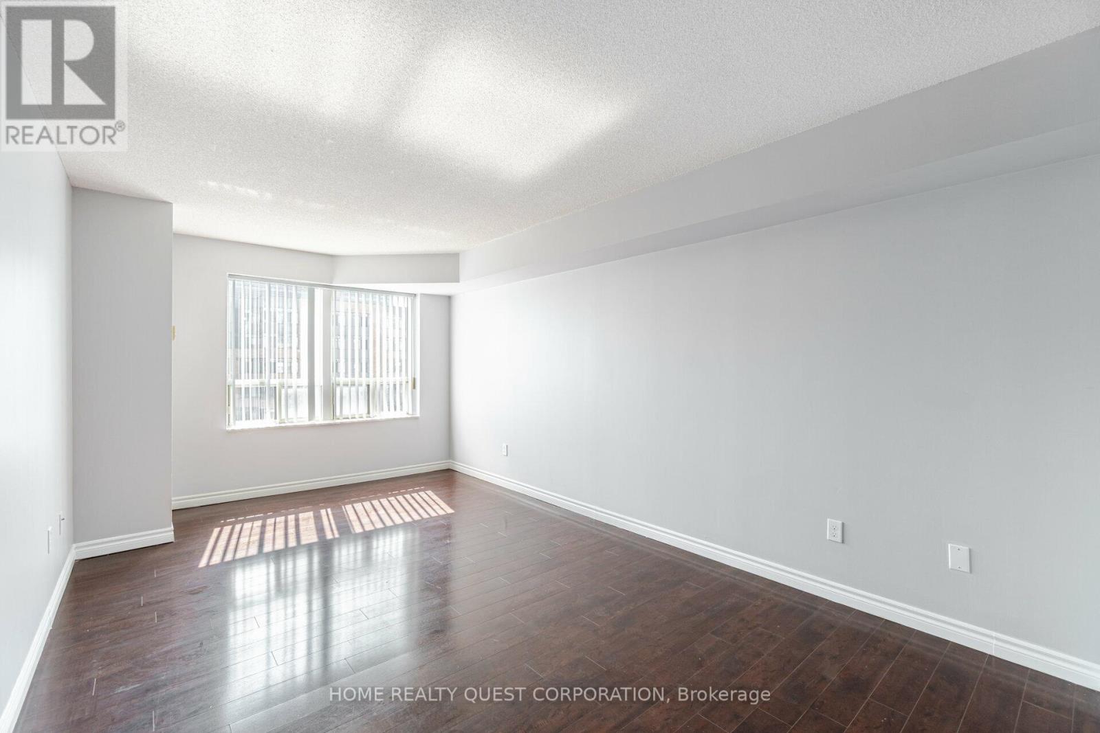 1410 - 325 Webb Drive, Mississauga, Ontario  L5B 3Z9 - Photo 15 - W13070350