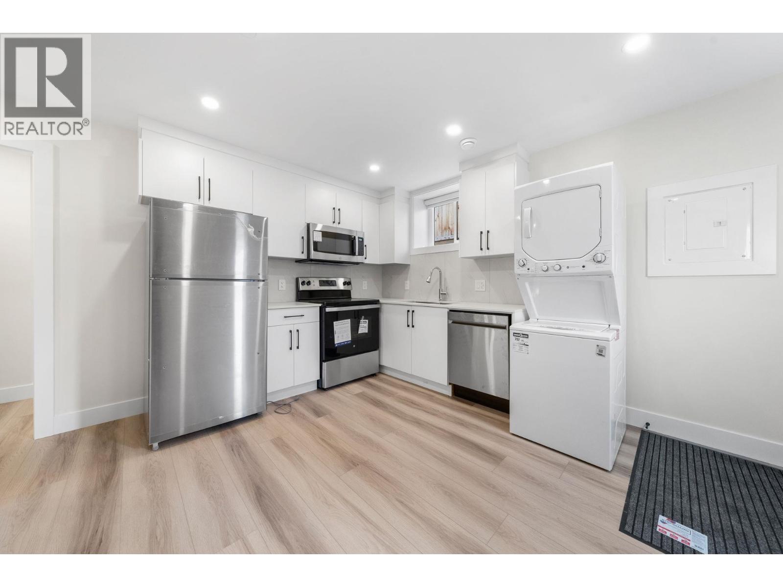 4318 Nanaimo Street, Vancouver, British Columbia  V5N 5J1 - Photo 36 - R3118235