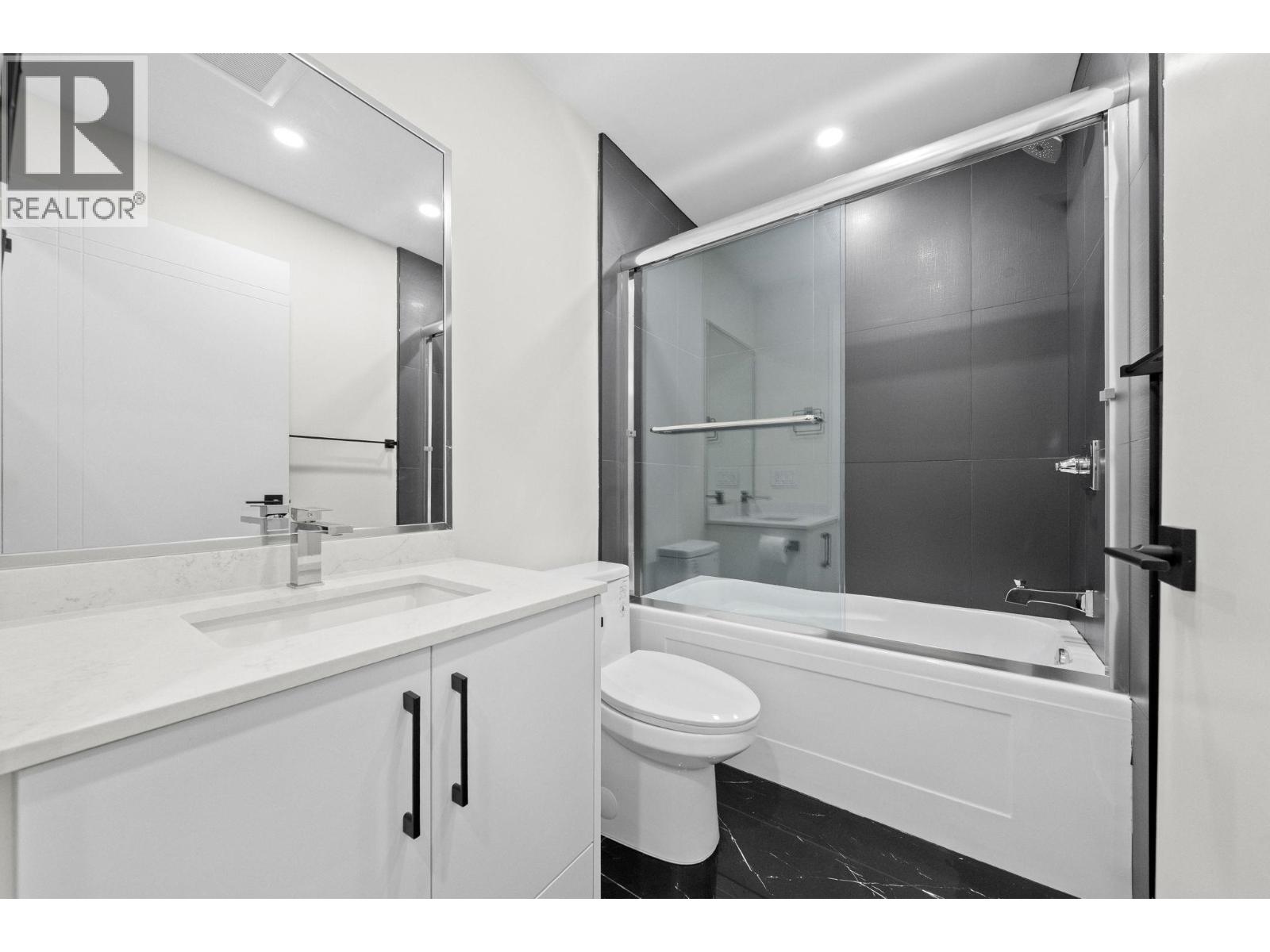 4318 Nanaimo Street, Vancouver, British Columbia  V5N 5J1 - Photo 39 - R3118235