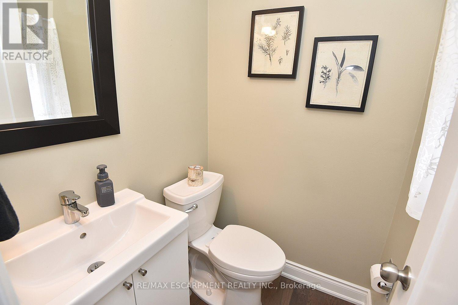 1 - 477 Woodview Road, Burlington, Ontario  L7N 2Z9 - Photo 20 - W13070536