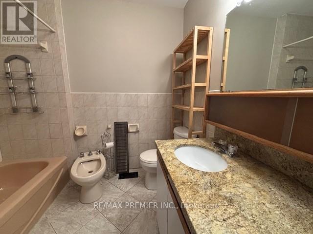 Main Floor - 199 Gracedale Boulevard, Toronto, Ontario  M9L 2C3 - Photo 11 - W13070576
