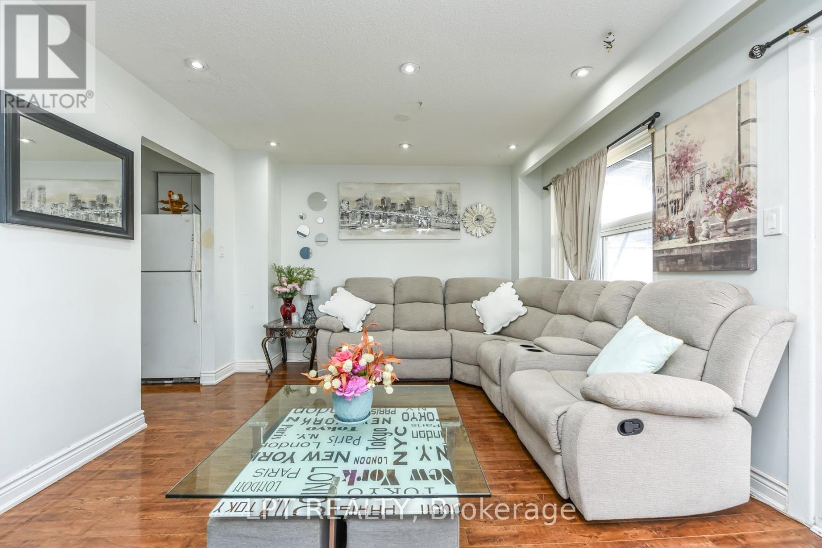 7101 Codlin Avenue, Mississauga, Ontario  L4T 2M3 - Photo 12 - W13070578