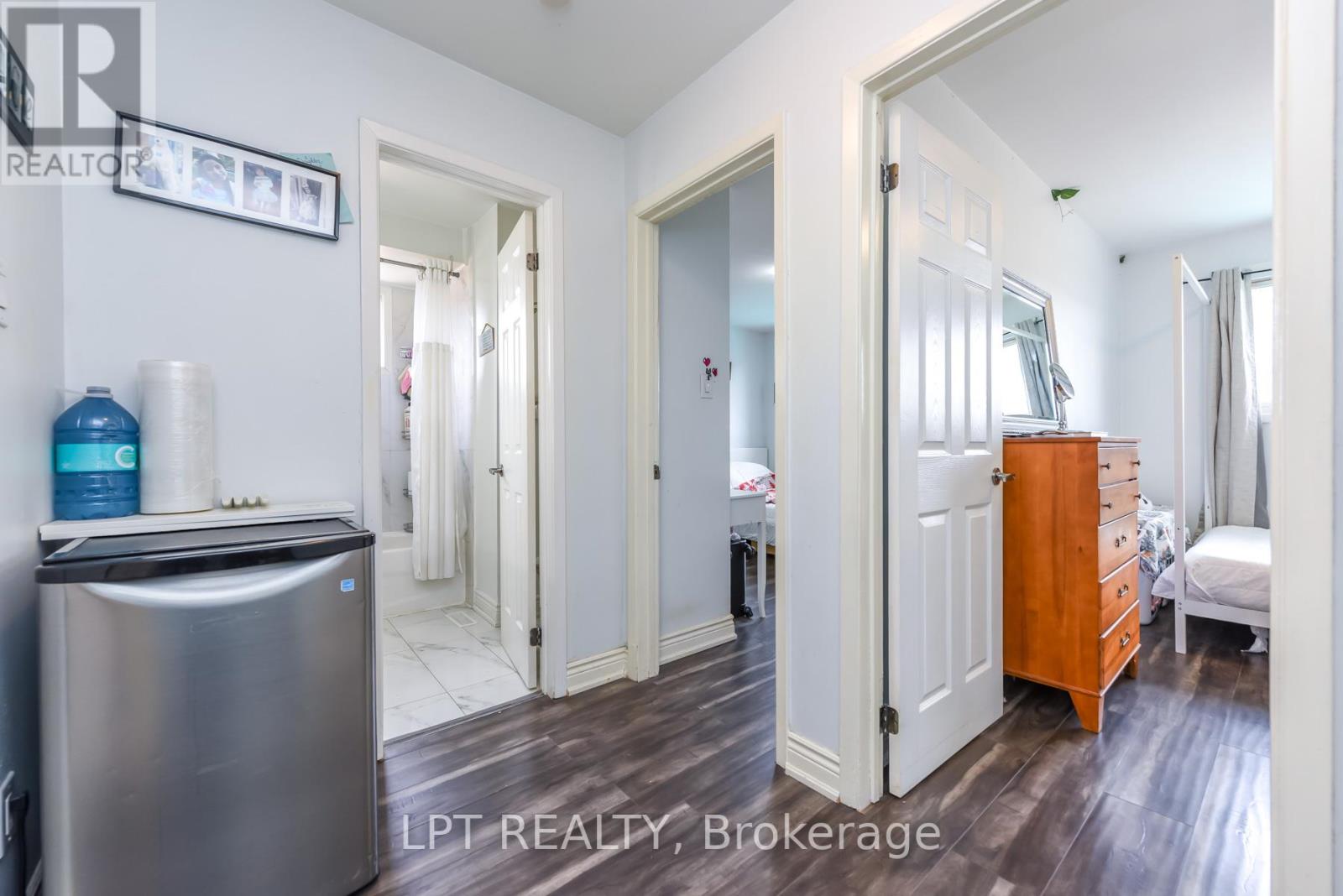7101 Codlin Avenue, Mississauga, Ontario  L4T 2M3 - Photo 18 - W13070578