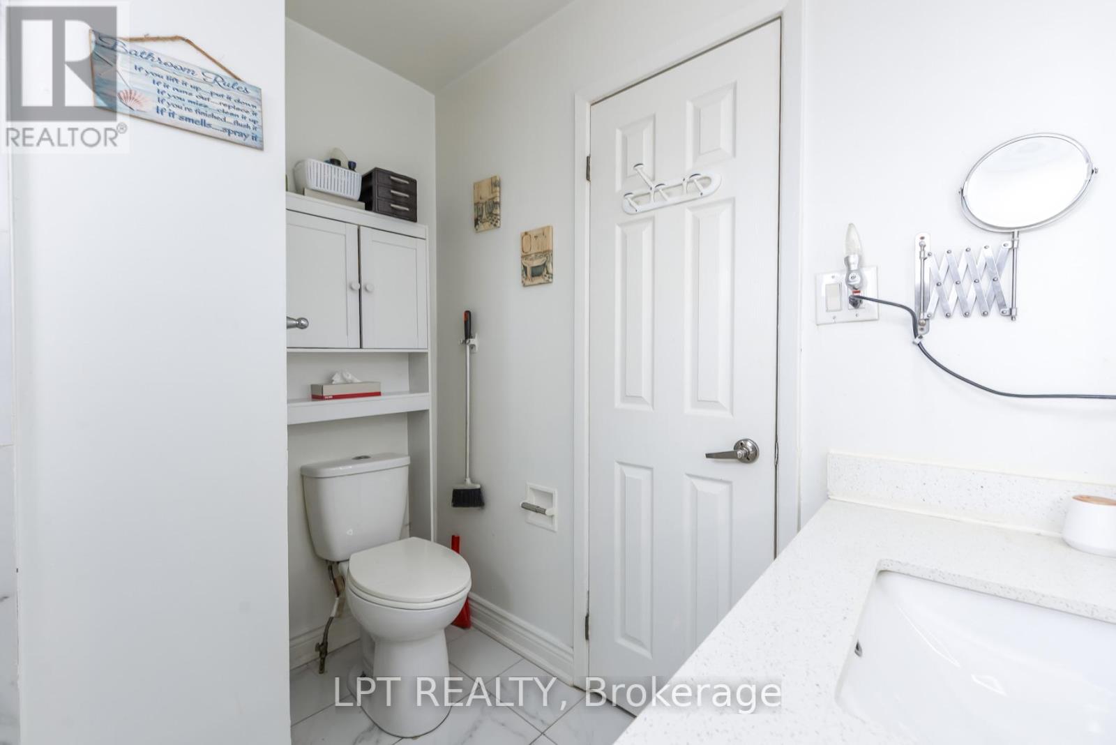 7101 Codlin Avenue, Mississauga, Ontario  L4T 2M3 - Photo 28 - W13070578