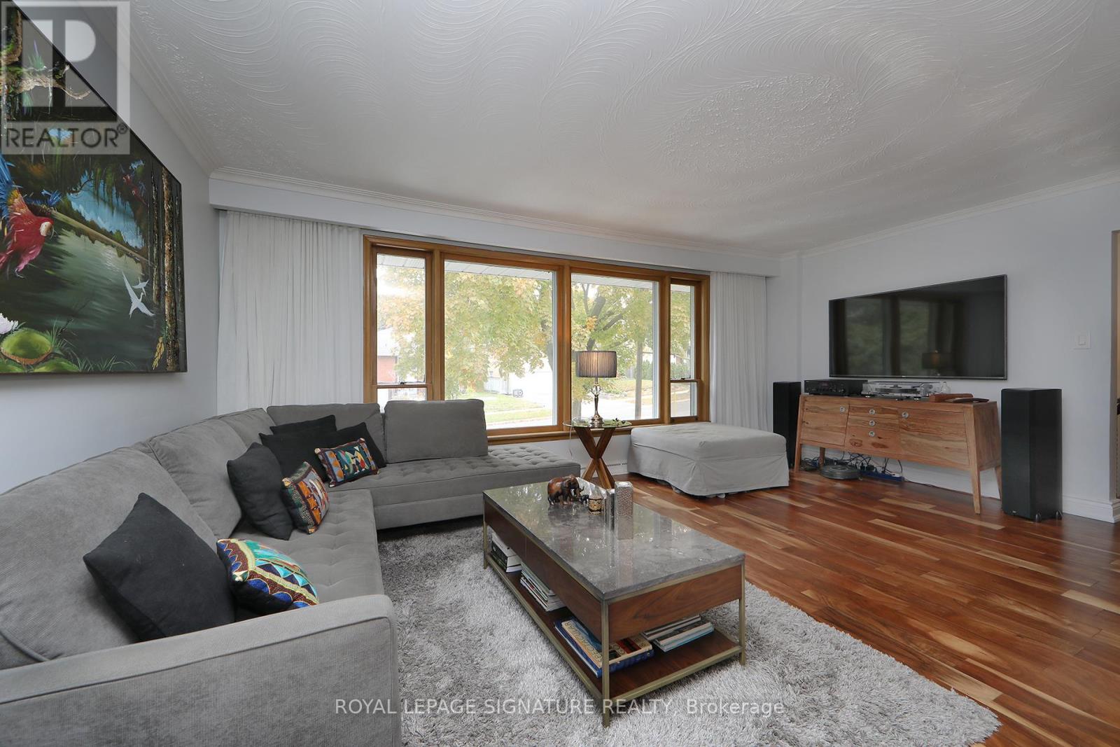 3 Keywell Court, Toronto, Ontario  M8Y 1S5 - Photo 2 - W13070598