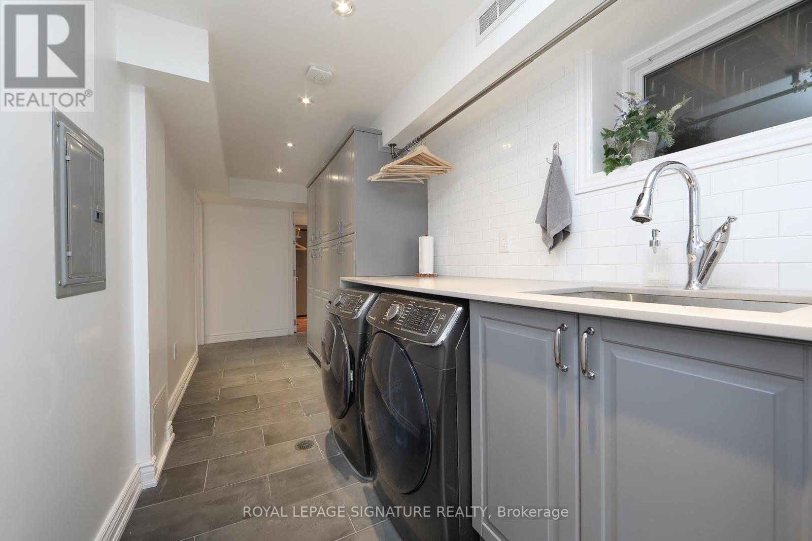 3 Keywell Court, Toronto, Ontario  M8Y 1S5 - Photo 30 - W13070598