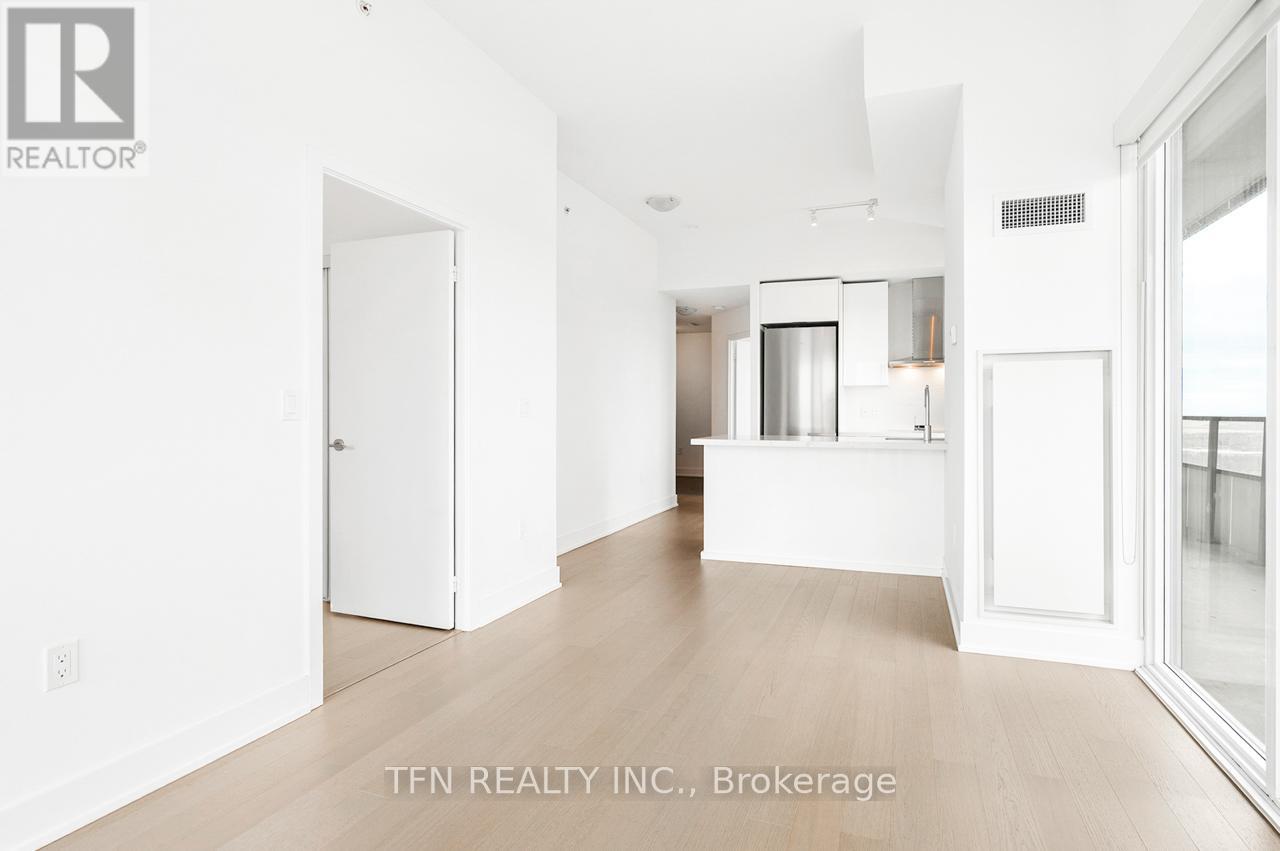 4703 - 20 Shore Breeze Drive, Toronto, Ontario  M8V 0C7 - Photo 9 - W13070654