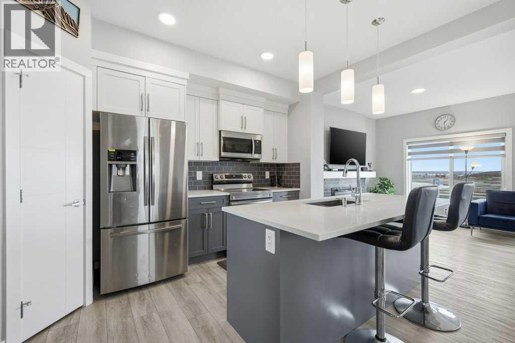 151 Creekstone Way Sw, Calgary, Alberta  T2X 4P9 - Photo 5 - A2304478